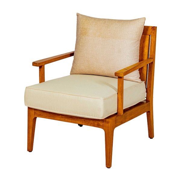 VARANDHA CHAIR RELAXING